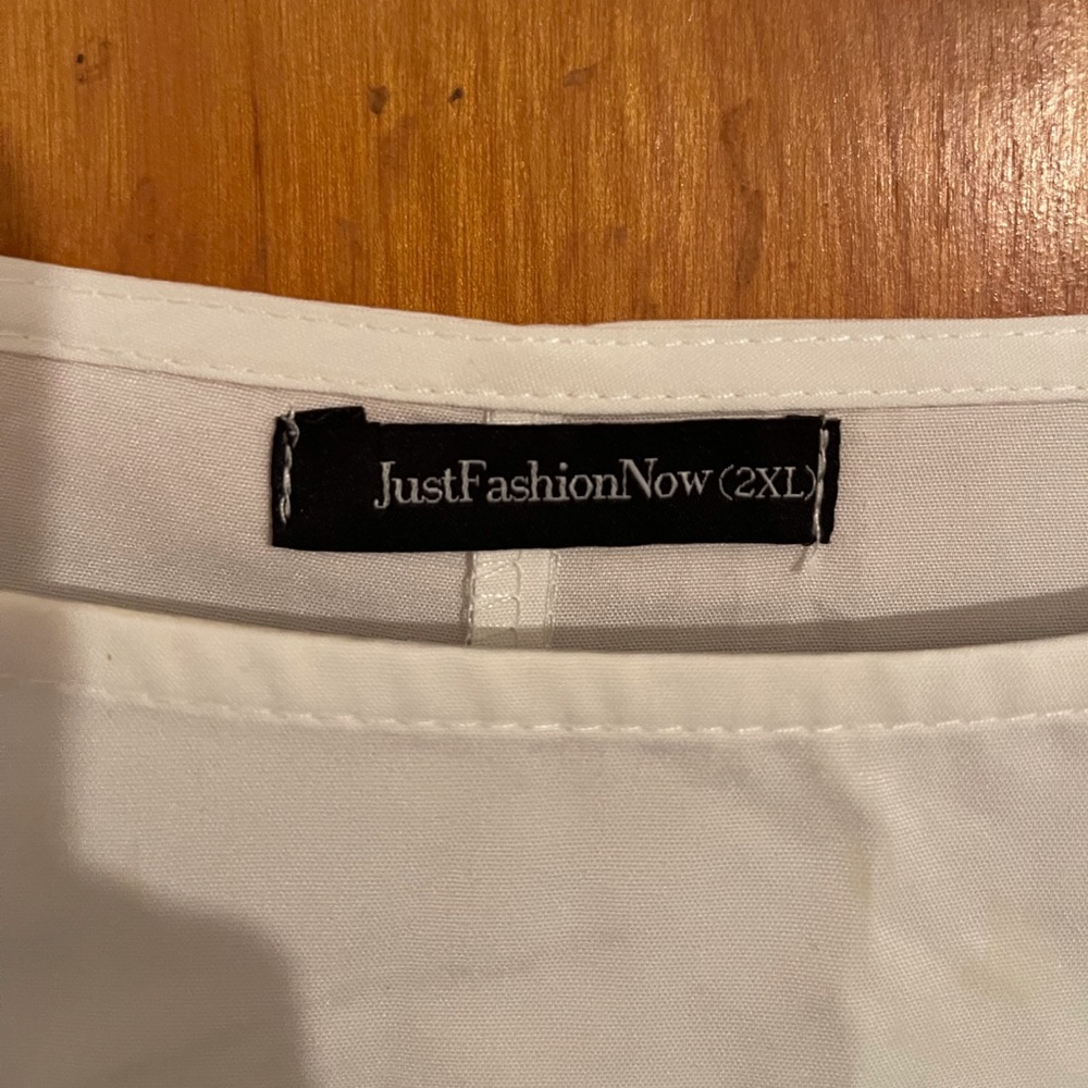 Just Fashion Now - Picture 3 of 5